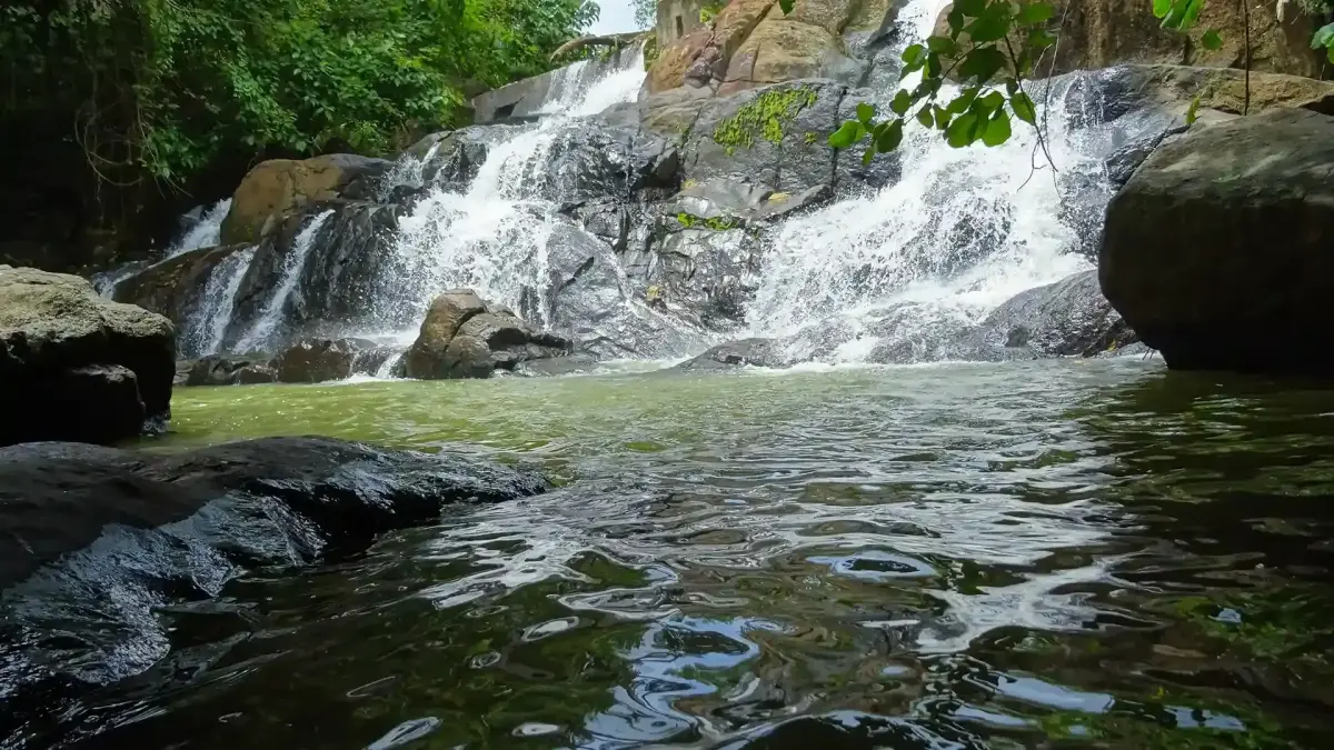 Aruvikkuzhi Waterfall